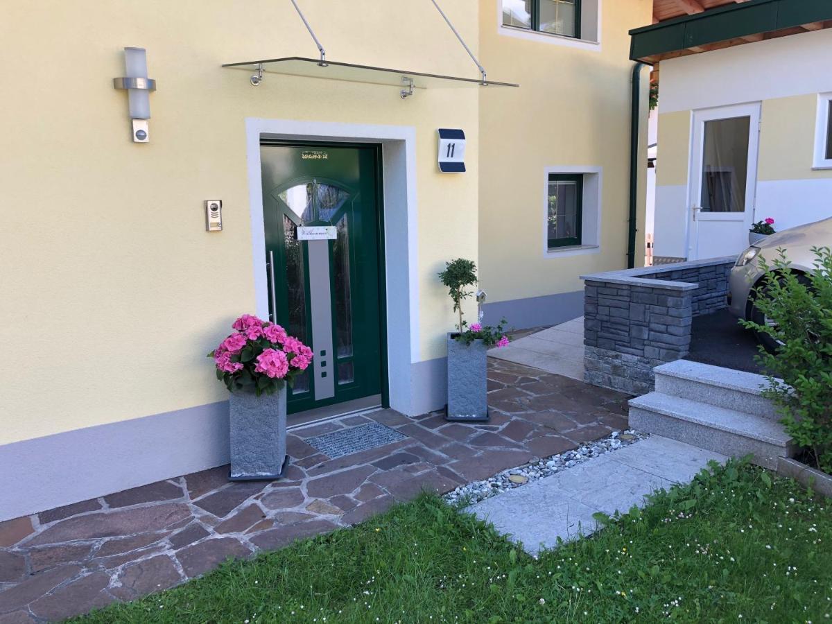 Апартаменты Haus Tschirgantblick Тарренц Экстерьер фото