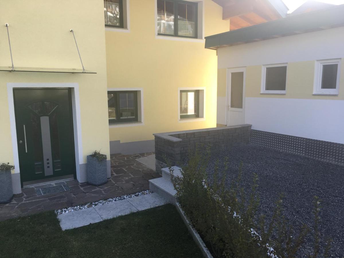 Апартаменты Haus Tschirgantblick Тарренц Экстерьер фото