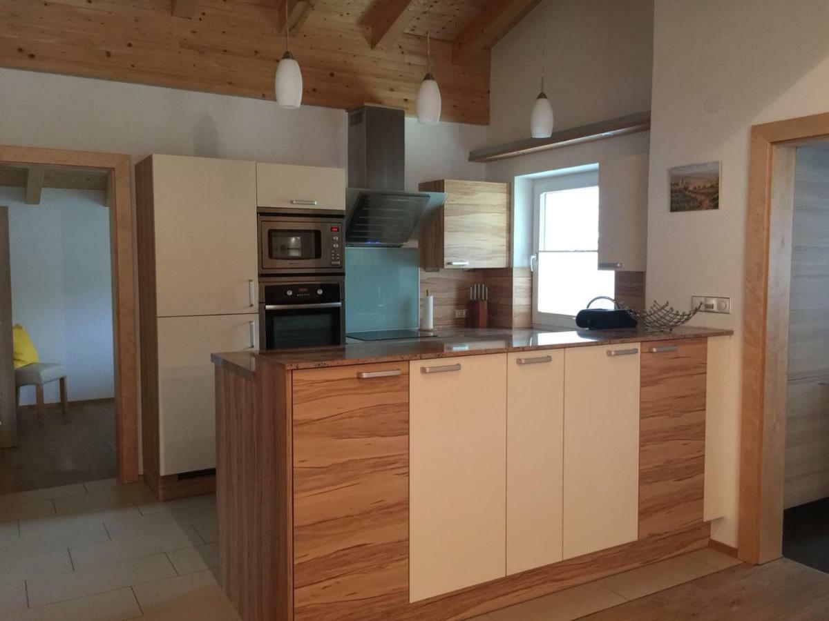 Апартаменты Haus Tschirgantblick Тарренц Экстерьер фото